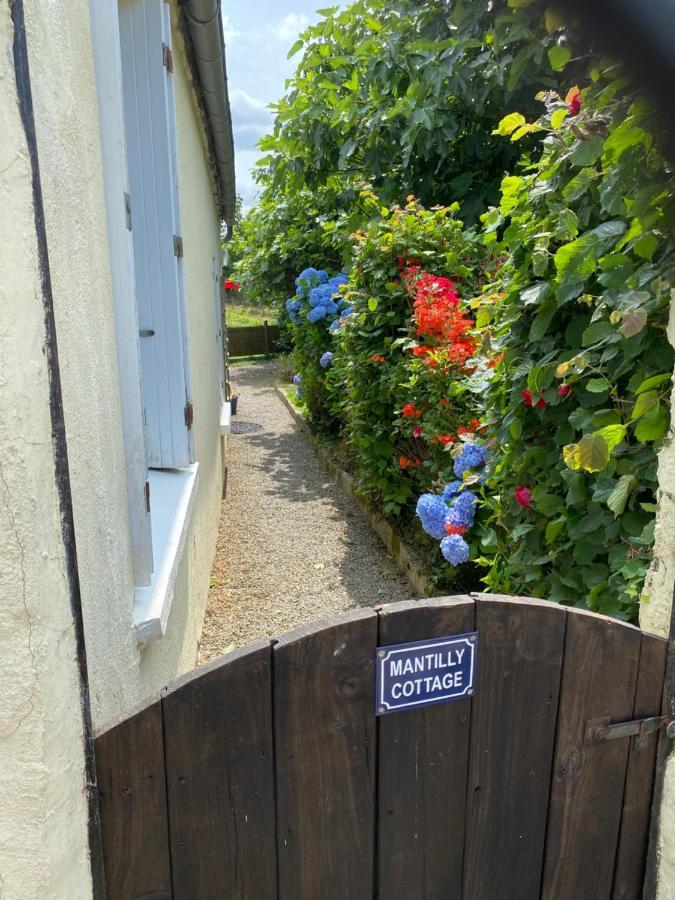 Mantilly Cottage Exterior foto